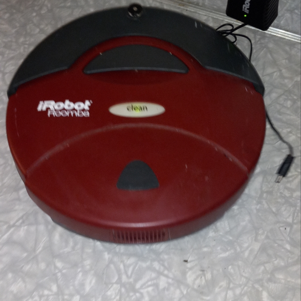 ROBOT VACUUM SO FUN